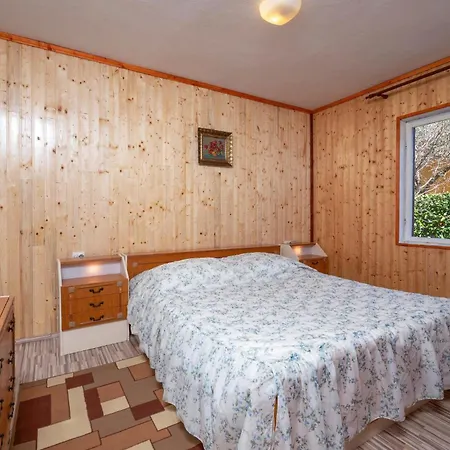 Stunning In Labin With Kitchen