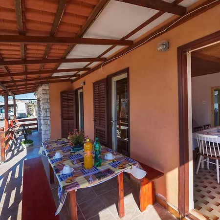 Stunning In Labin With Kitchen Apartment