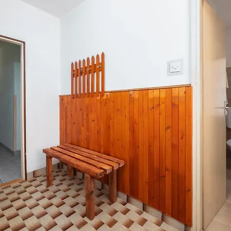 Apartment Stunning In Labin With Kitchen