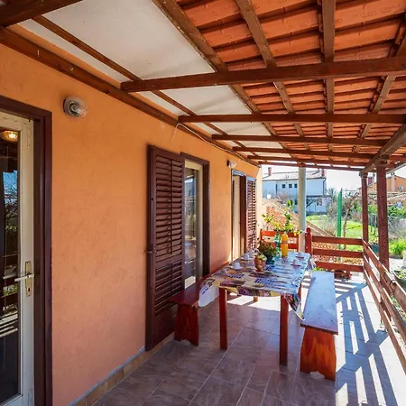 3 Bedroom Beautiful In Labin (Istria)