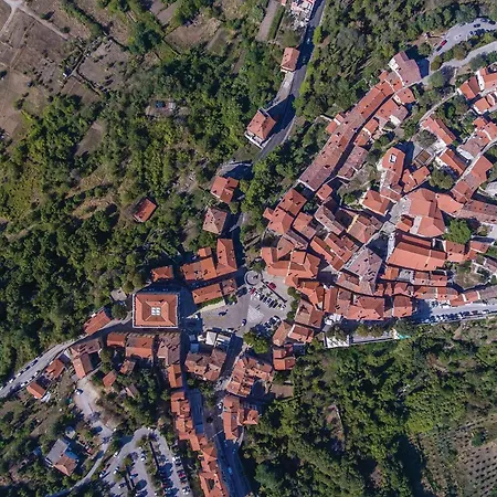 Stunning In Labin With Kitchen *